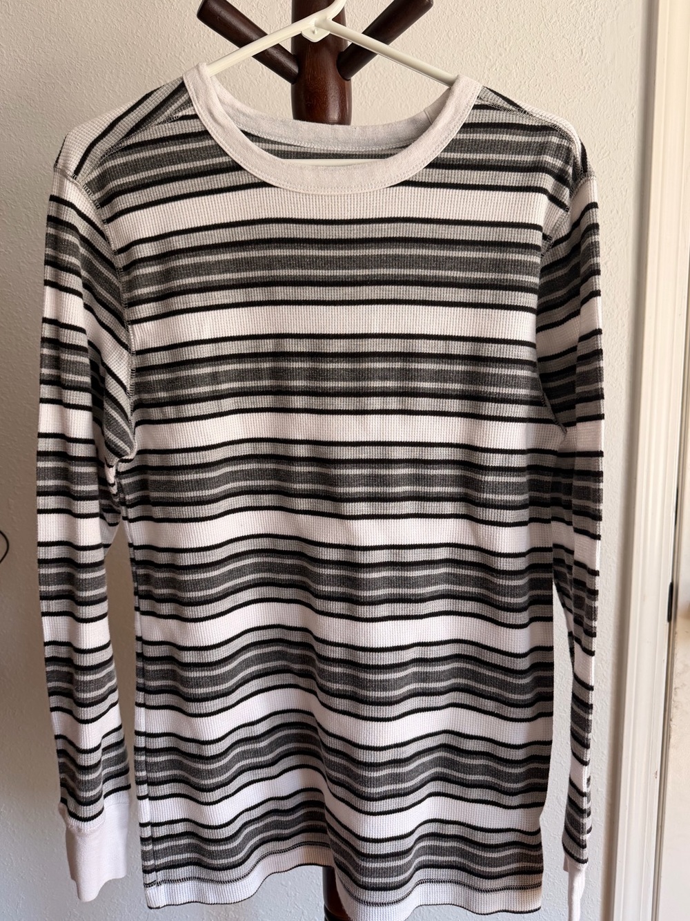 Striped Long Sleeve Knit Top in Black and White
